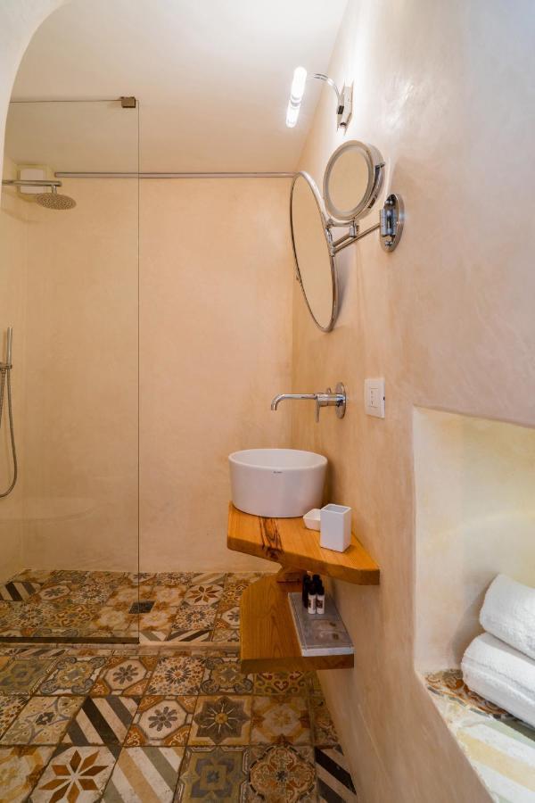 غالّيبولي Corte Patitari - By Patitari Suites المظهر الخارجي الصورة